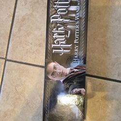 Harry Potter Wand with Illuminating Tip