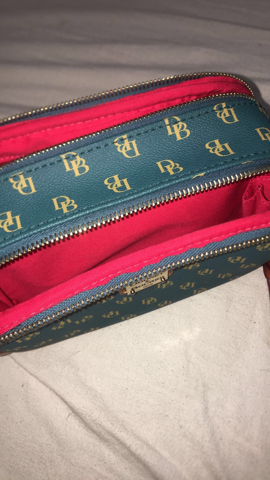 Dooney & Bourke Purse small