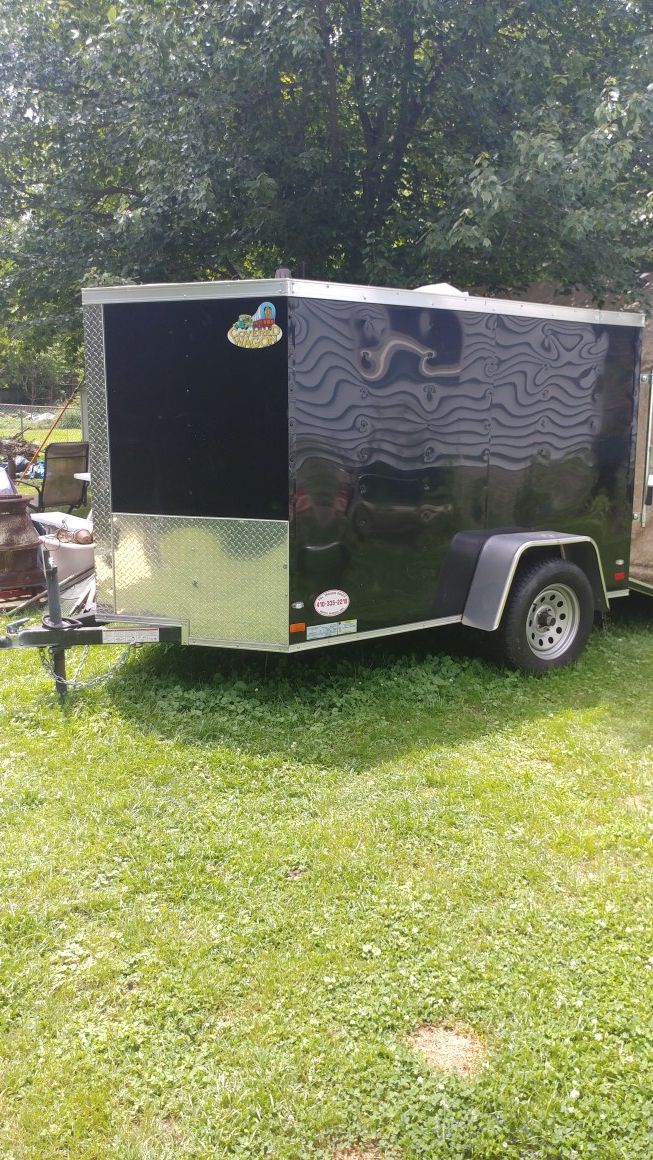 5 by 8 enclosed trailer