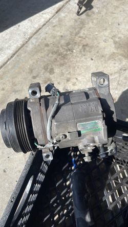 2003 Chevy Silverado ac compressor part