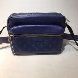 Men’s Taigarama Messenger Bag 
