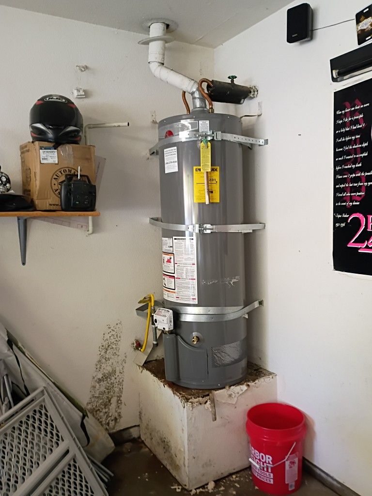 Plomería Y Electricidad