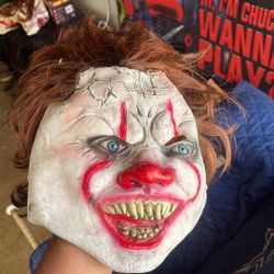 Pennywise mask