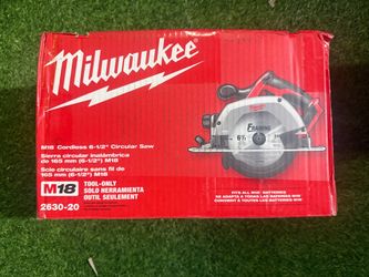 Milwaukee M18 Cordless 6-1/2" Circular Saw