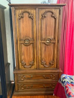 Bedroom set