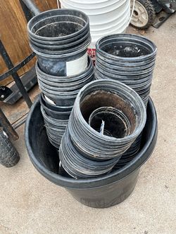 Black Plastic Nursery Planters