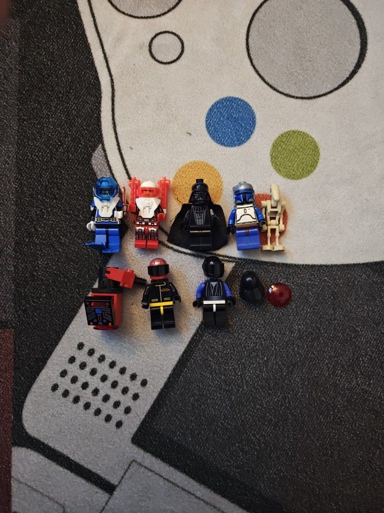 Lego Star Wars And Other Characters 