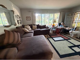 Sofa sectional good condition
