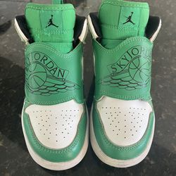 Sky Jordan’s Shoes