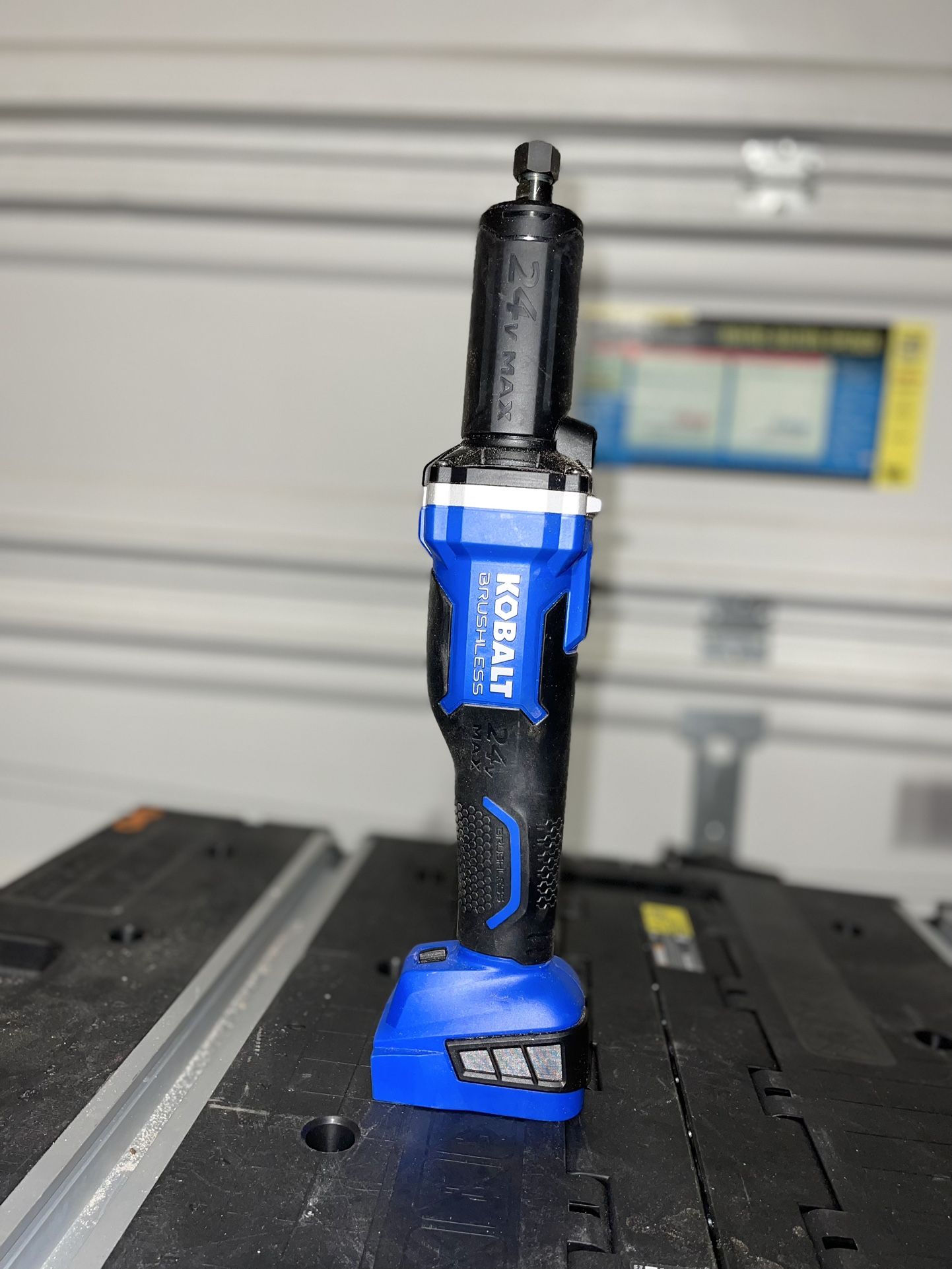 Kobalt 24 volt Max Sliding Switch Brushless Cordless Die Grinder for Sale in Issaquah WA OfferUp