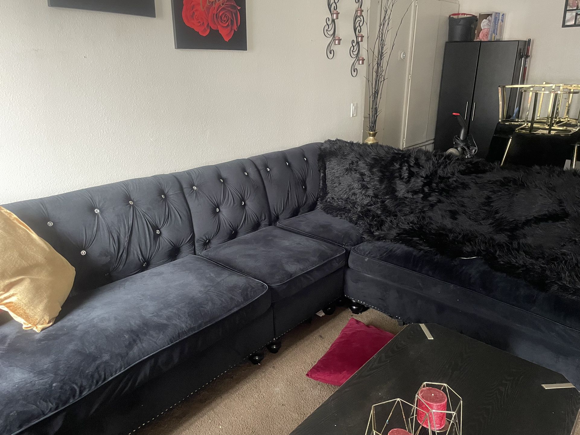 Black 4 Sectional 