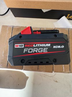 Milwaukee M18 8.0 Forge Battery