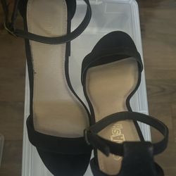 Blk Brash Low Block Heel…. SZ 8.5