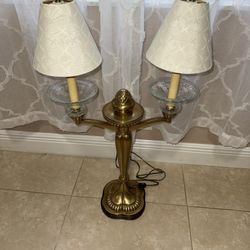 Elegant Vintage-Style Double Candelabra Table Lamp