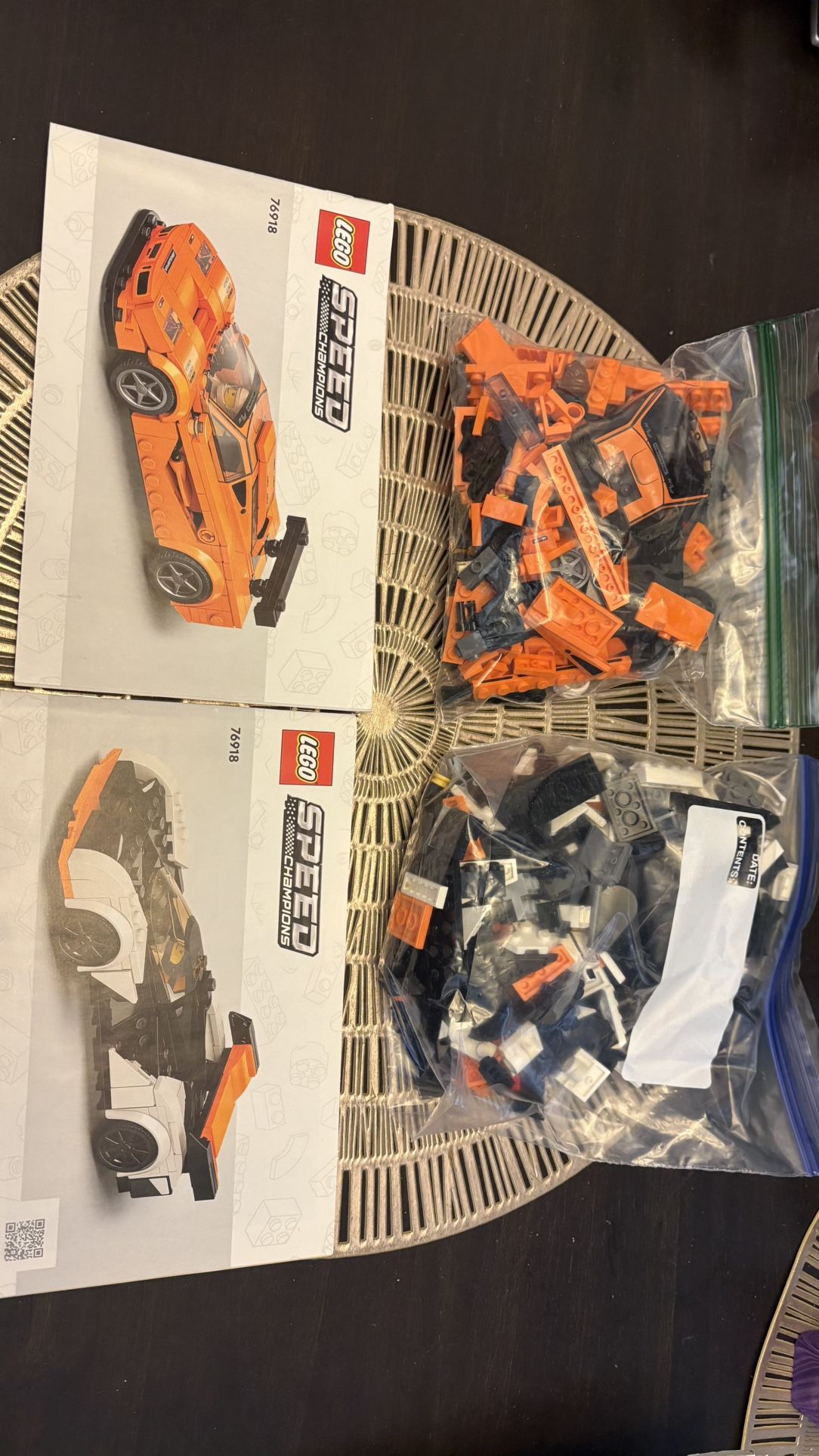 LEGO SETS( COMPLETE )