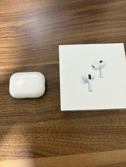AirPods Pro 2nd Generation With Lightning 