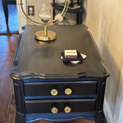 Gorgeous Updated Side Table!