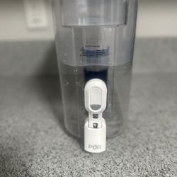 Water Filter Dispenser with Spout – Clean & Ready to Use