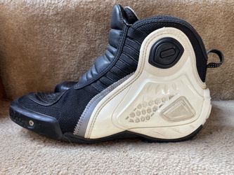 Dainese St Torque Pro Out Motorcycle Boots (size 42eu/ 9.5 Us)