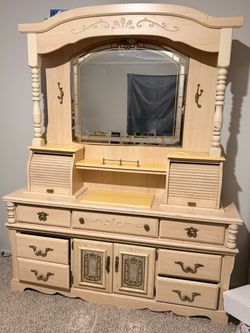 Dresser