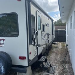 RV 29” COLEMAN Año 2019 Acepto Cambios 