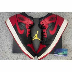 Jordan 1 Mid Banned 10.5 Men