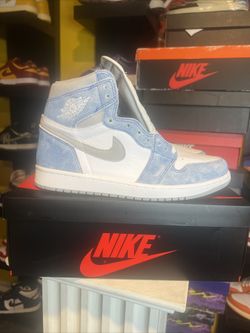 Jordan Retro 1 Hyper Royal