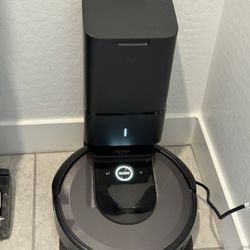 Roomba i7+ (7550)