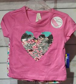 Girl's Toddler 2pc Summer Outfit
$4 (One Available In Size 2T)
Reversible Sequins