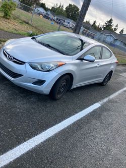 Hyundai Elantra ‘13