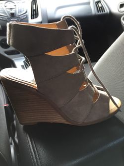 Wedge heels