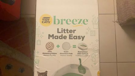 Tidy Cats Breeze litter box