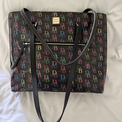 New Dooney and Bourke Purse