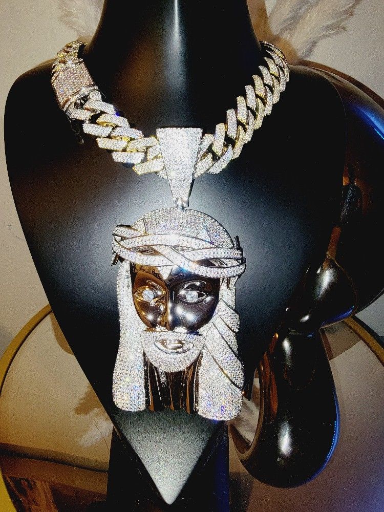 Big Pendant With Cuban Full Diamond Out Two Tone 14k Gold Plated Doesn't Loses Color