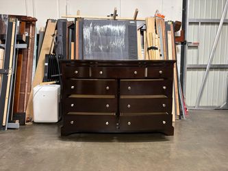 Big chest of drawers $230