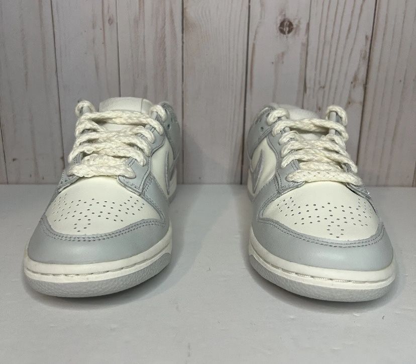 Dunk Low Needlework Grey Fog Size 6 7.5