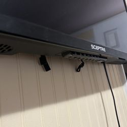 Sceptre Tv With Wall Mount 