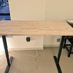 IKEA BEKANT DESK