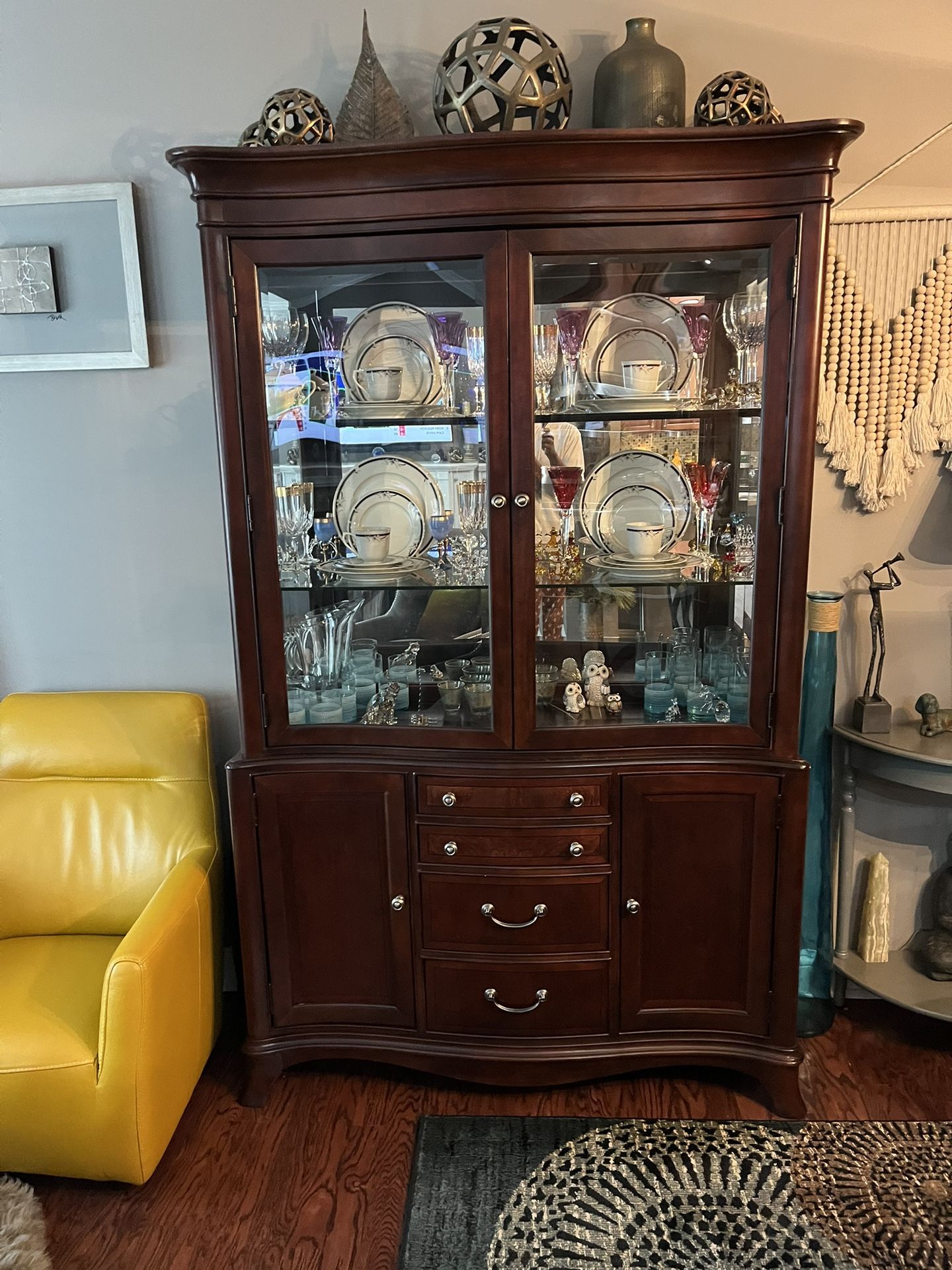 Lighted 2-piece China cabinet