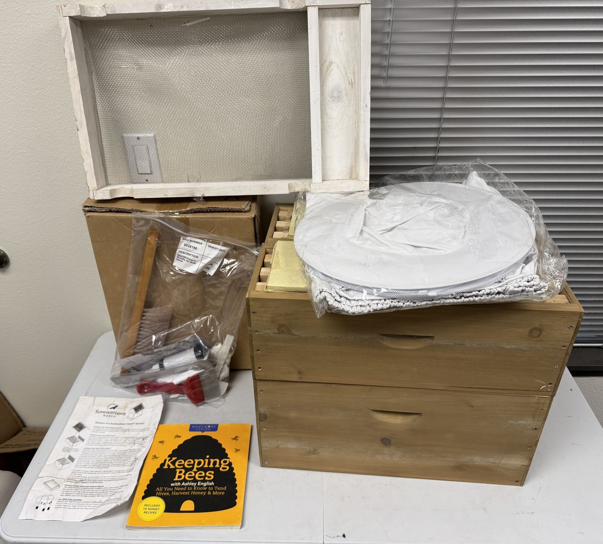 SummerHawk Ranch beehive kit
