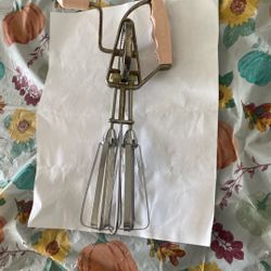 Mid Century Maynard Mixer Beater