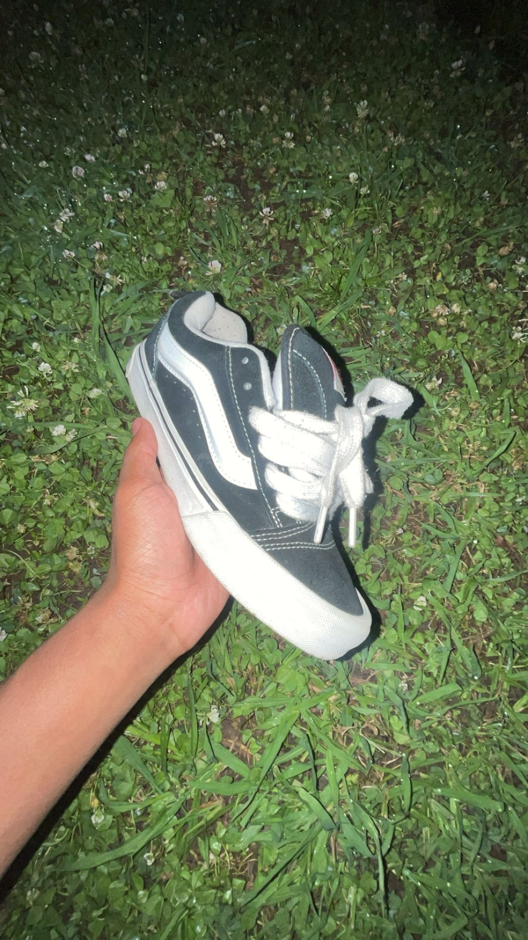 knu school vans worn a lot size 5.5 asking 20