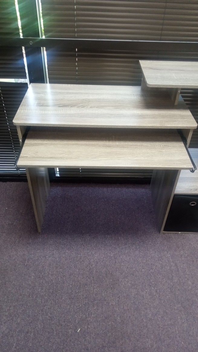 Versatile Desk / Vanity