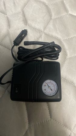 Portable 12V Car Tire Inflator Pump