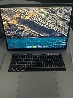 2016 MacBook Pro 15.4” 16gb ram 512gb ssd