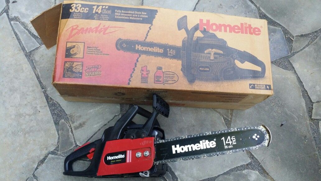 CHAINSAW, HOMELITE BANDIT 33CC, 14" BAR for Sale in Wake Forest, NC