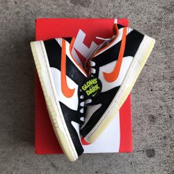 Halloween Dunks