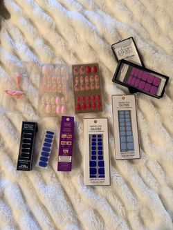 Press On And Stick On Nails