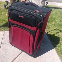 26" Samsonite Softshell Luggage