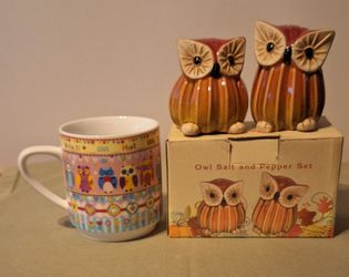 Brand New Vintage Cracker Barrel Owl S/P Set & Like-New Owl Mug
